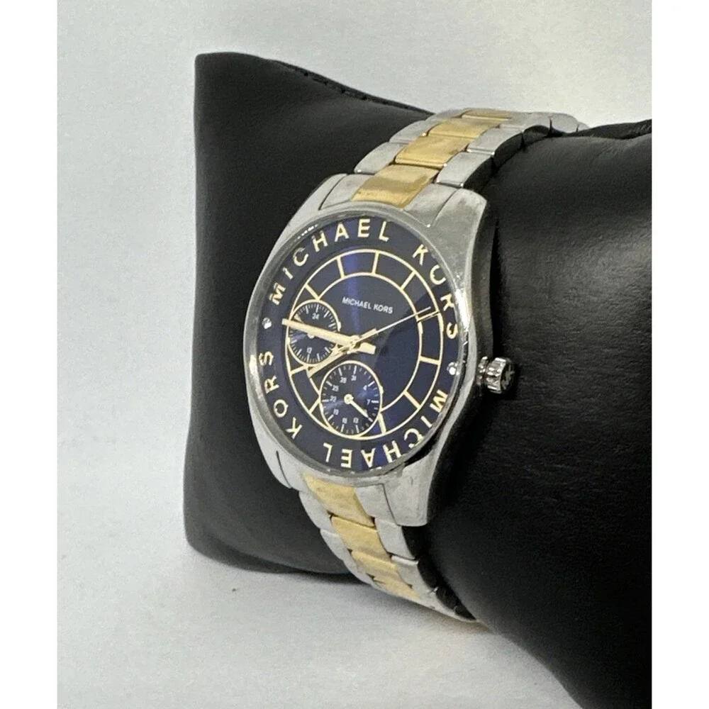 Michael Kors Ryland MK6195 Women's Two-Tone Stainless Steel Analog Watch HME623
